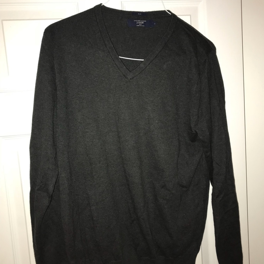 Gray v-neck sweater - J. Crew - Size L